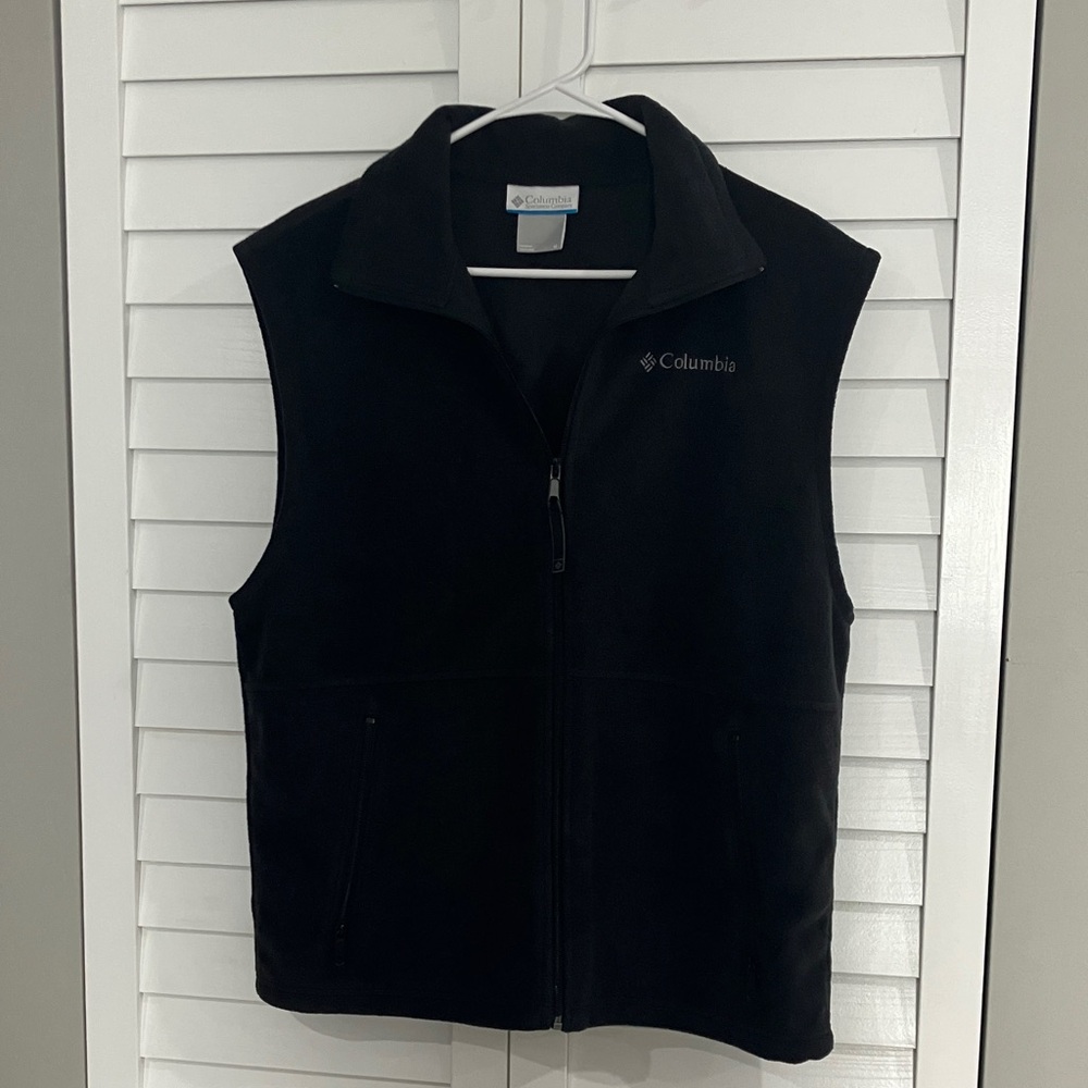 Columbia Black Fleece Zip Vest